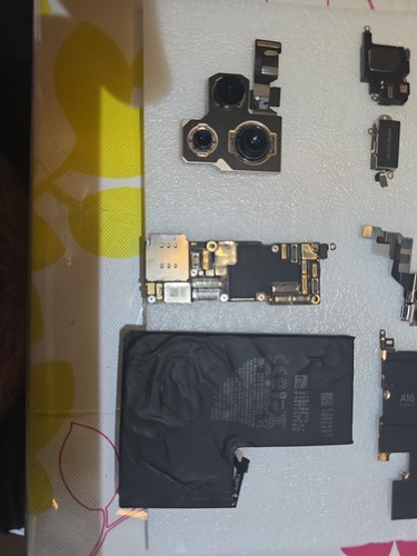 Apple iphone pro max parti - apple,